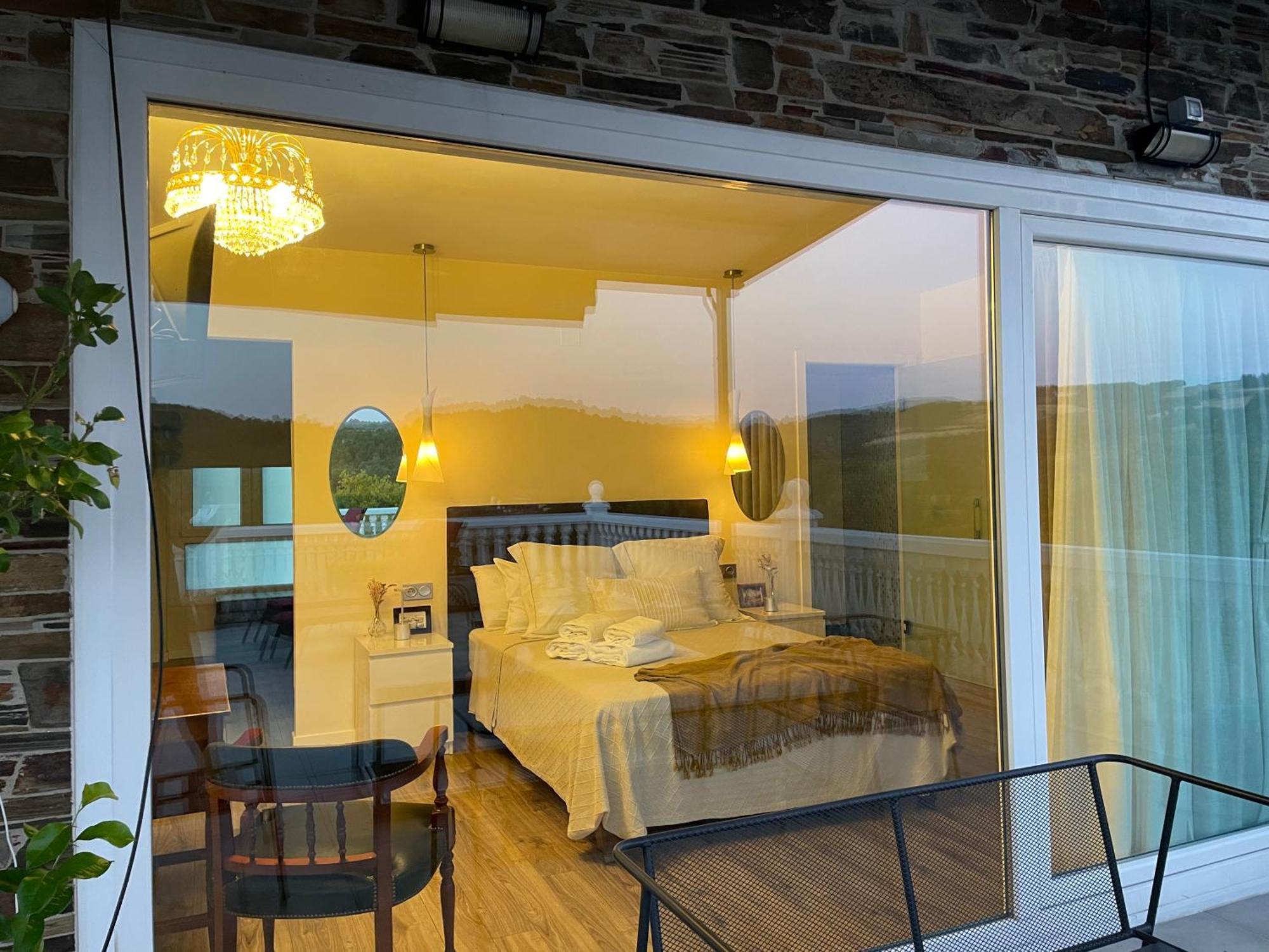 Casa Acougo, Sarria Bed & Breakfast Room photo